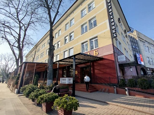 Британника