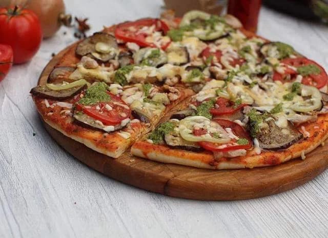 J-Pizza. Городская пиццерия