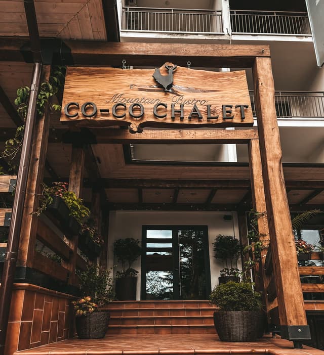 Co-Co Chalet
