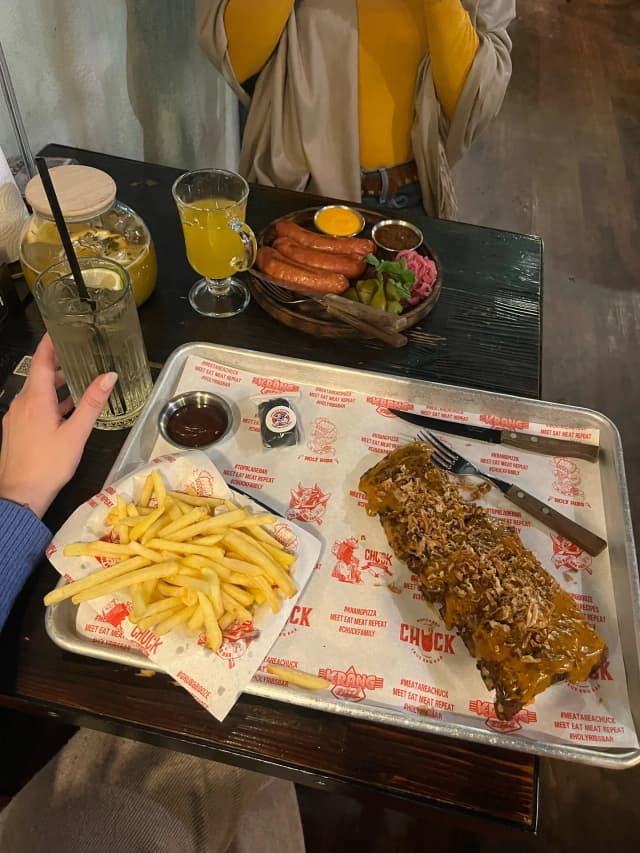 Top Blade BBQ Bar