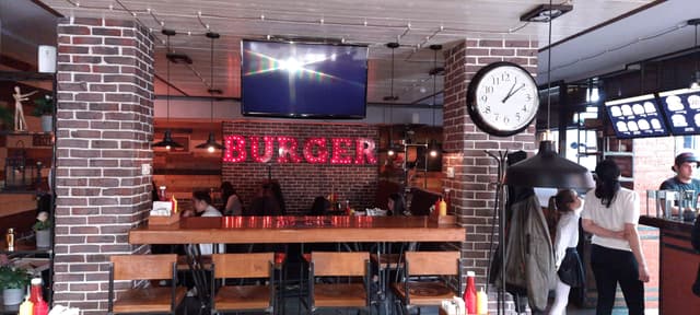 The Brothers grill bar
