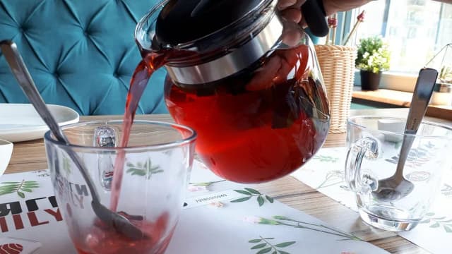 Мияги Холл