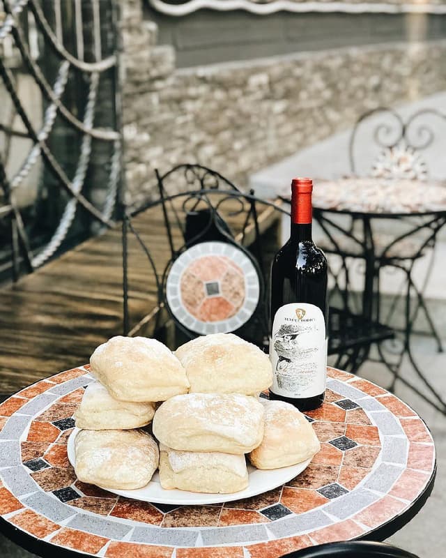 Dodici Wine & Tapas
