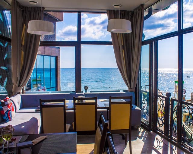 Klever Cafe