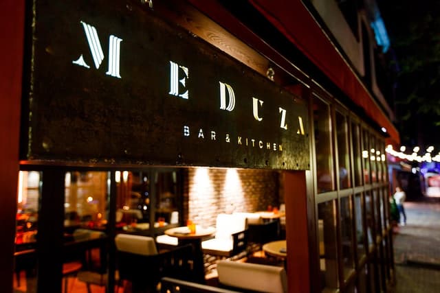Meduza Bar & Kitchen