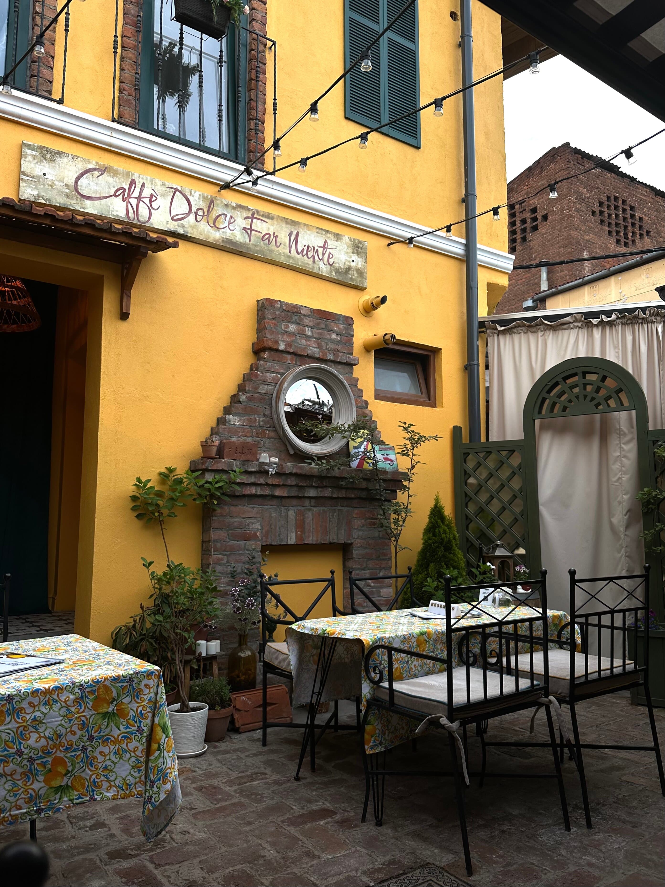 Dolce Far Niente Caffe