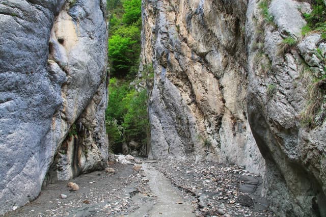 Карадахская теснина
