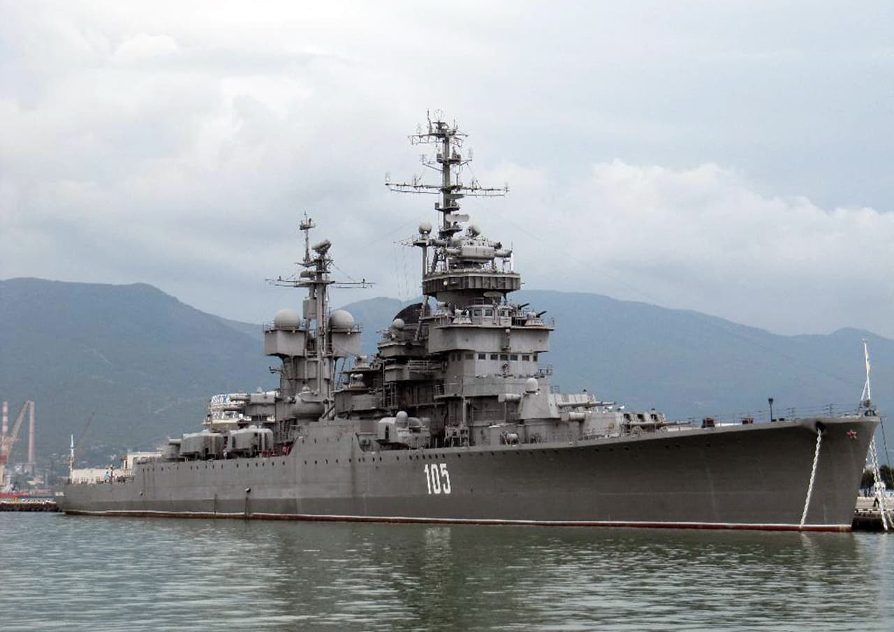 Центральный военно-морской музей, Крейсер Михаил Кутузов