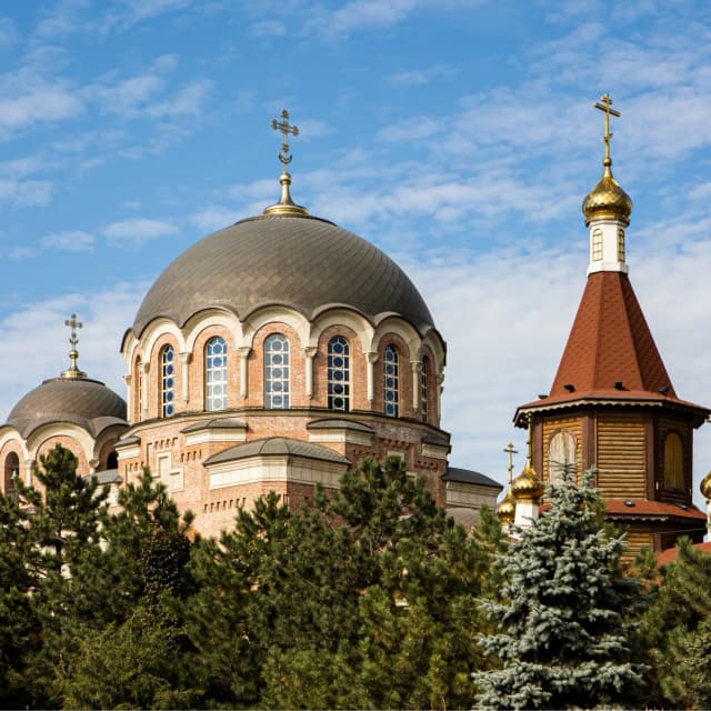 Храм Святого Георгия Победоносца -главный храм Юво