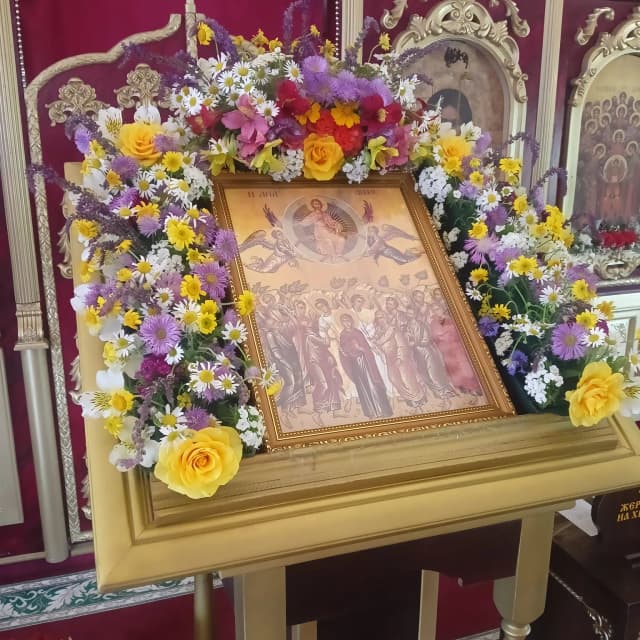 Храм Всех Святых