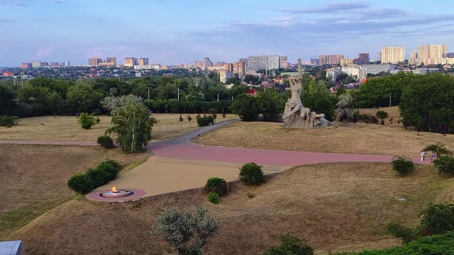 Мемориал жертвам фашизма Змиёвская балка
