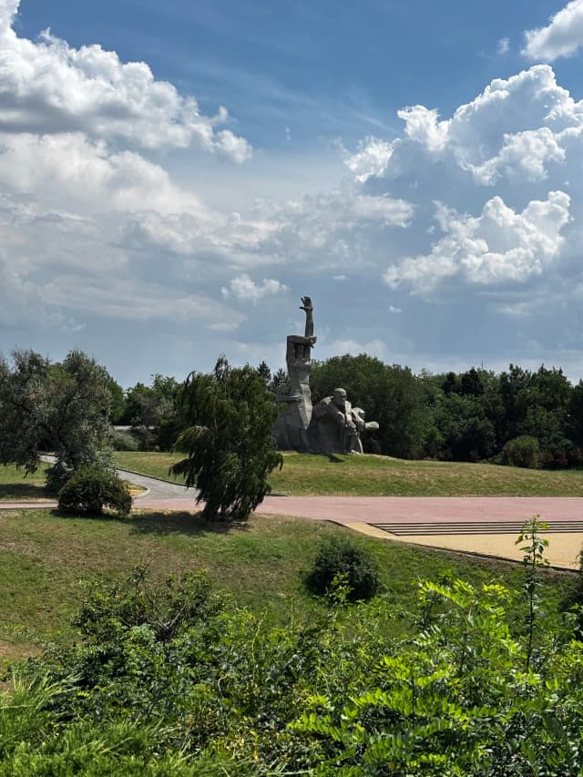 Мемориал жертвам фашизма Змиёвская балка