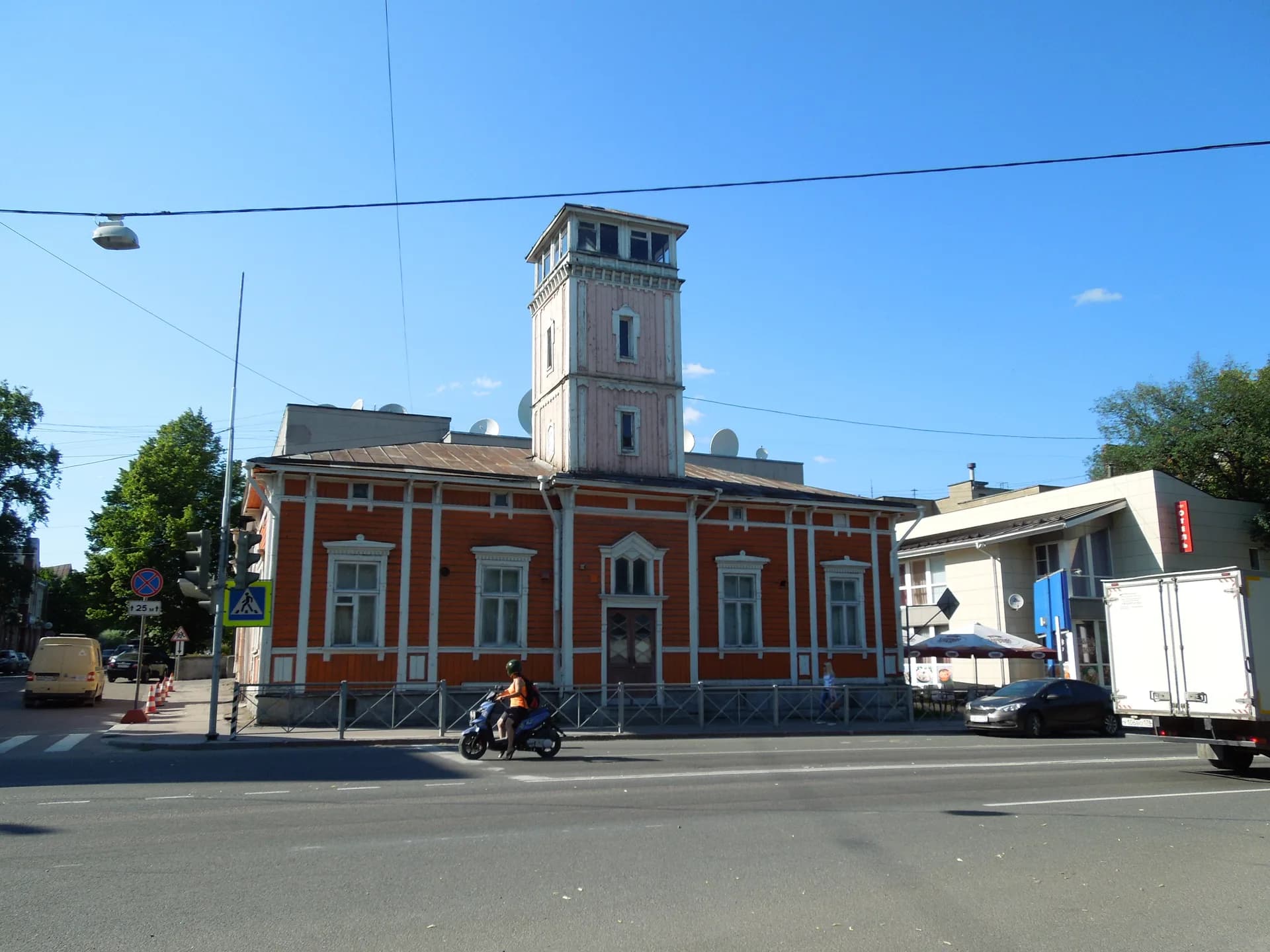 Пожарное депо с каланчой