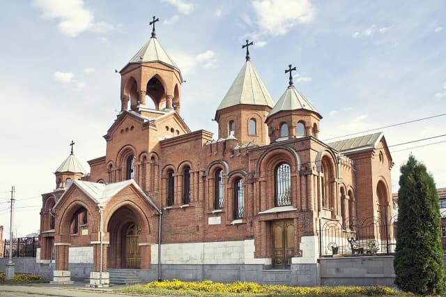 Церковь Святого Григория Просветителя — Владикавказ, главное фото