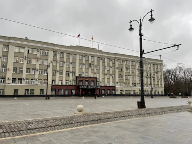 Проспект Мира (Александровский проспект) — фото изнутри
