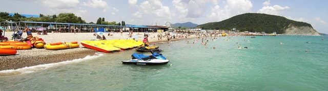 Архипо-Осиповка — панорама пляжа