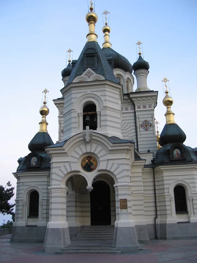 Форос — храм на скале