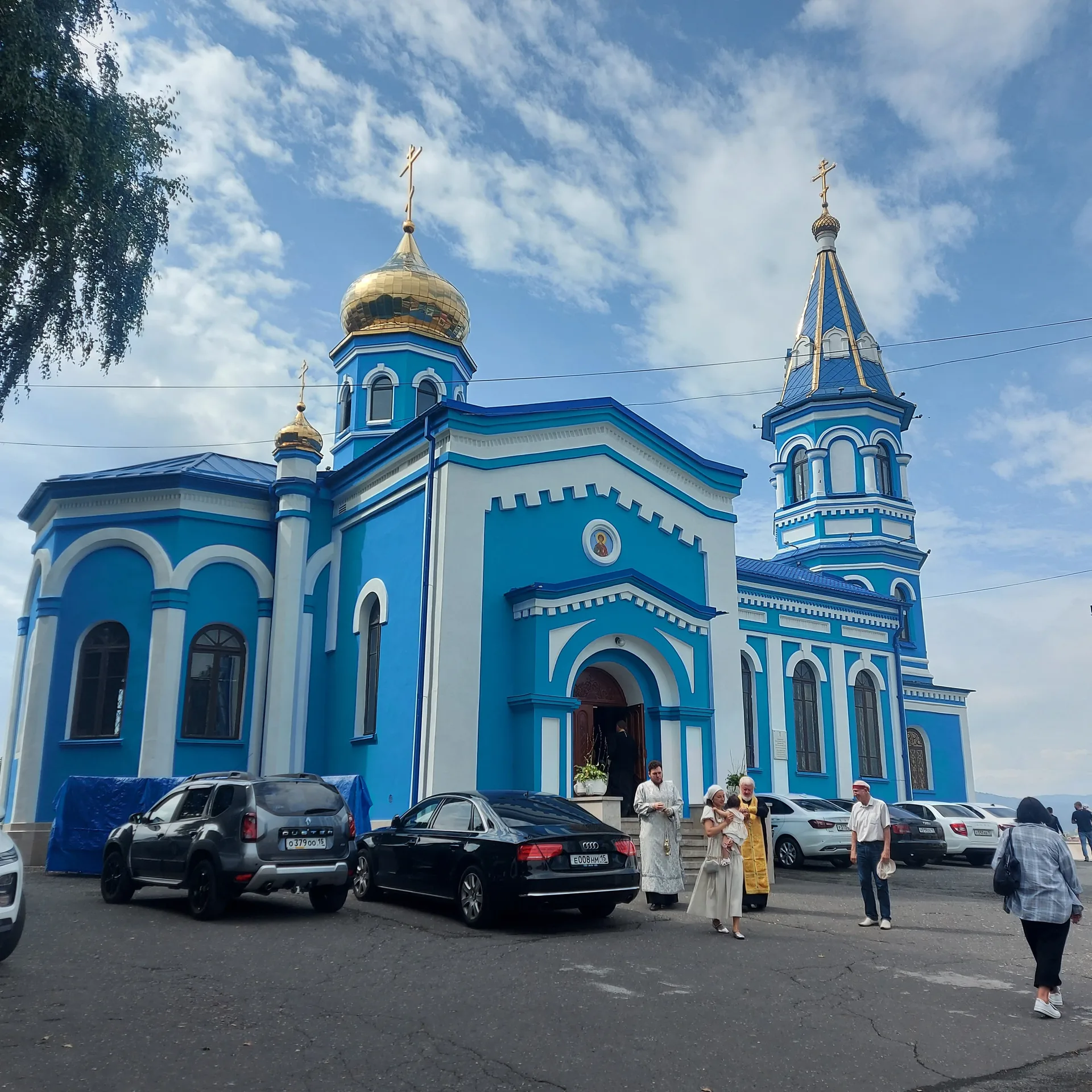 Храм Рождества Пресвятой Богородицы (Осетинская церковь) — что посмотреть