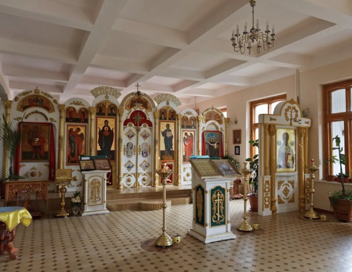 Храм Покрова Пресвятой Богородицы в Железноводске — фото изнутри