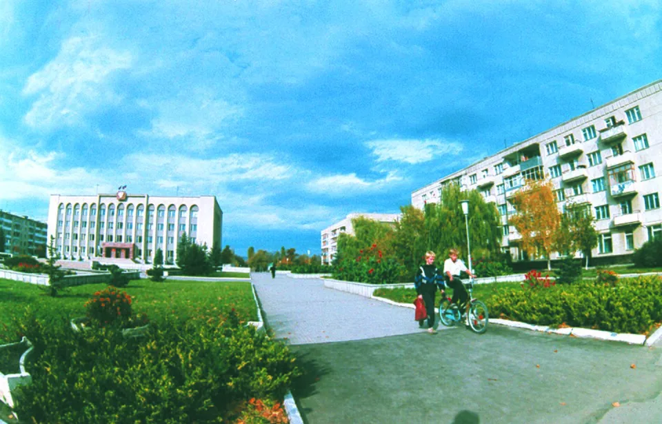 Черкесск — центральная площадь