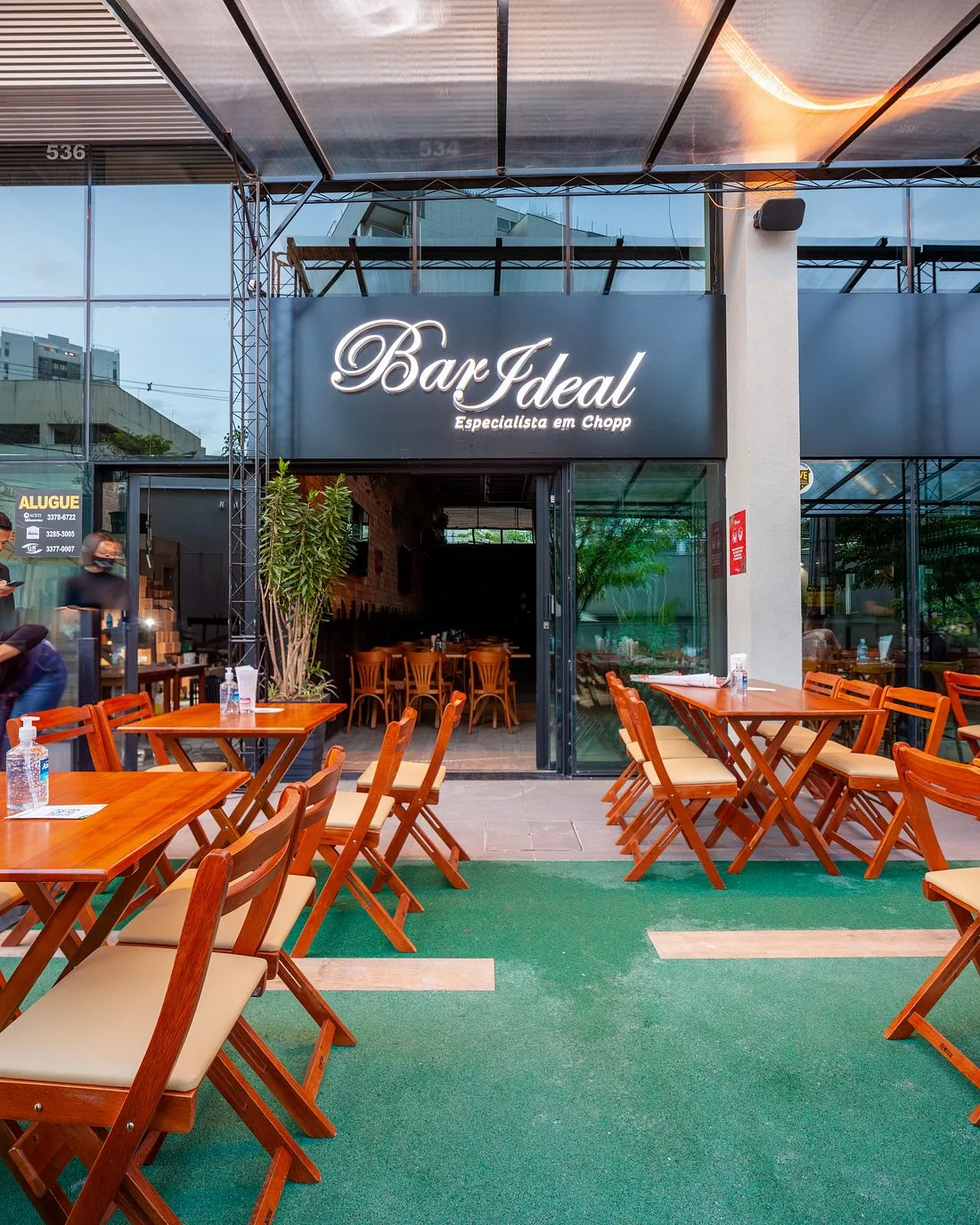 Bar Ideal