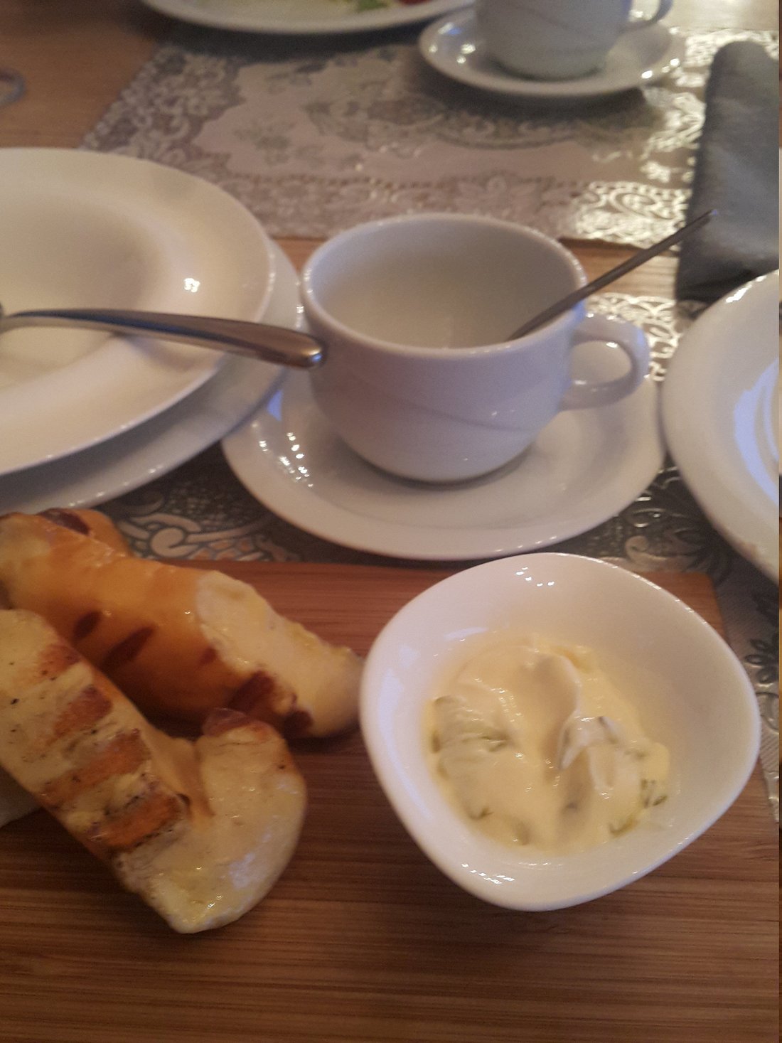 Grand Fish Veranda