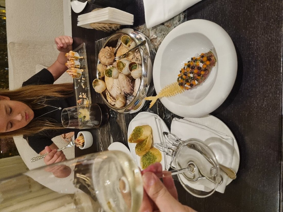 Морской ресторан